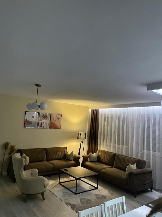 Apartment In Pristina Exteriör bild